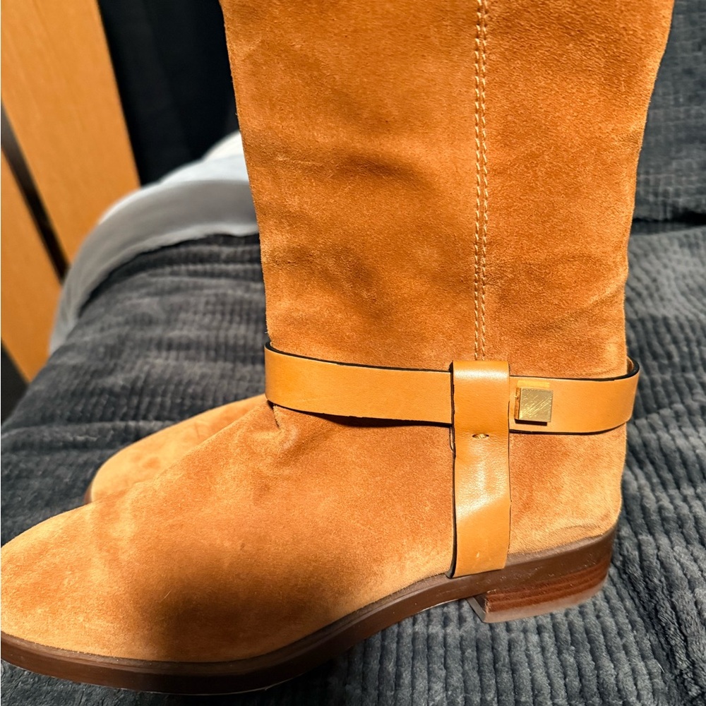 Stuart Weitzman Chestnut Cognac Suede boots - Picture 3 of 13